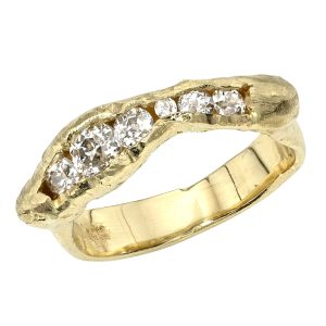 Diamonds in the Desert Ring